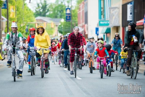 Costume.Bike.Parade