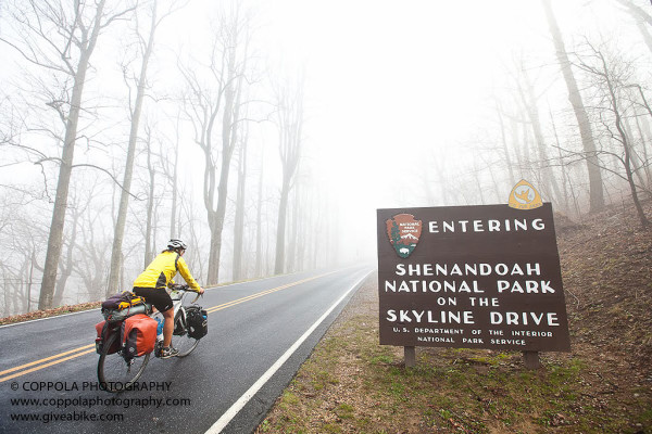 Road-Bike-Skyline-Drive-Shenandoah-National-Park-Virginia